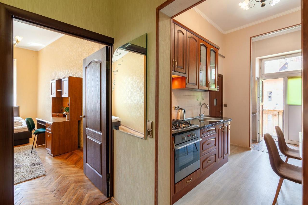 Bv Apartments Homey Lviv Exterior photo