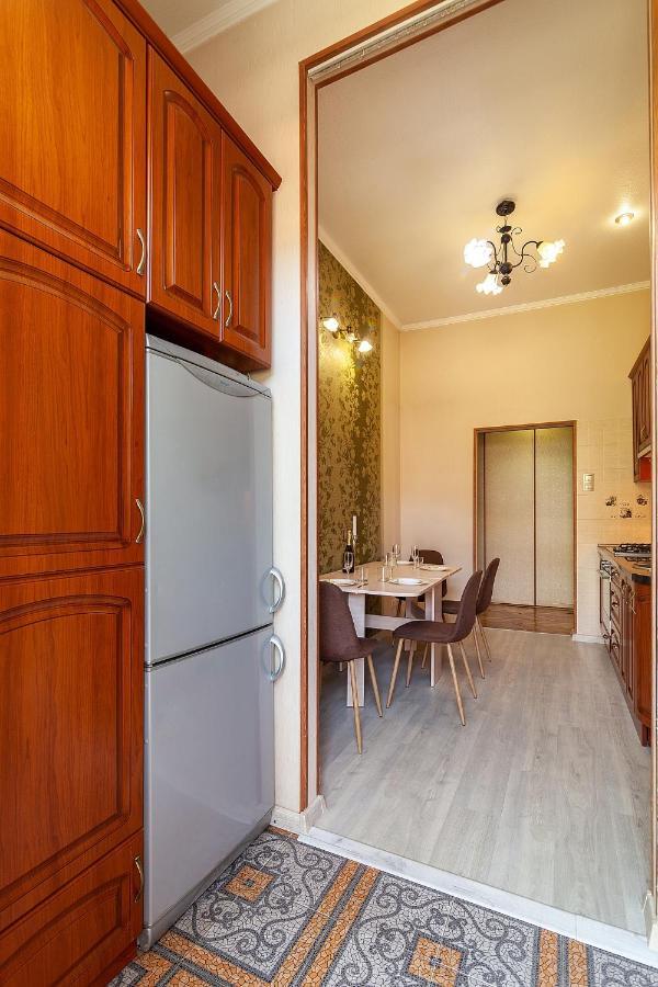Bv Apartments Homey Lviv Exterior photo
