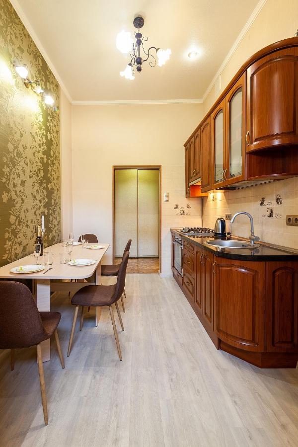 Bv Apartments Homey Lviv Exterior photo