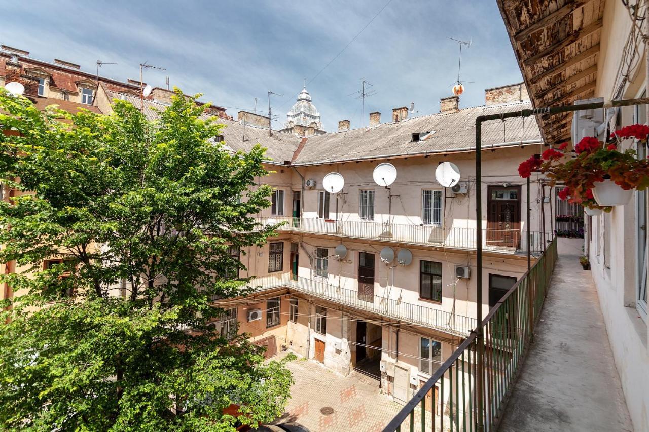 Bv Apartments Homey Lviv Exterior photo