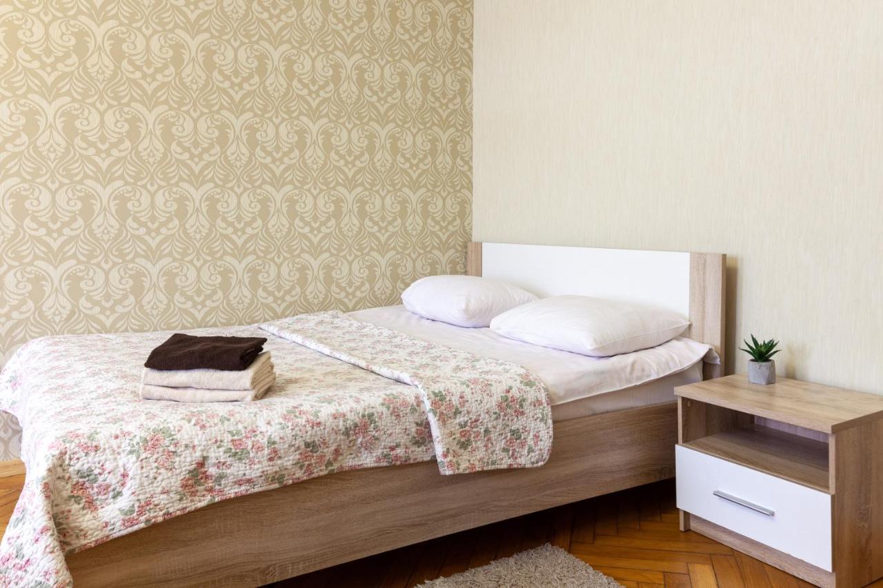 Bv Apartments Homey Lviv Exterior photo